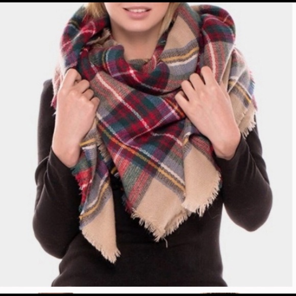SOLD Classy Plaid Scarf🍁🍂LAST ONE - Picture 2 of 4